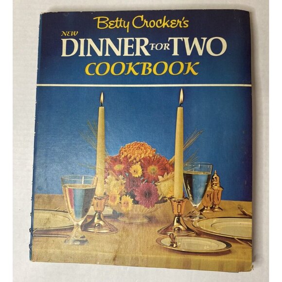 Betty Crocker's New Dinner for Two Cookbook 1964 1st Ed 1972 Fourteenth Printing - Picture 1 of 10